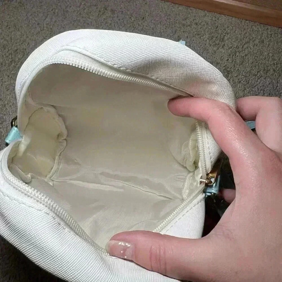 Sanrio Hello Kitty Mini Bag Multifunctional My Melody Kuromi Shoulder Bag MINISO - Picture 6 of 6